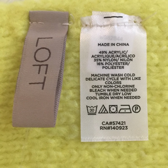 NWT Loft Stitchy Scarf (matching beanie available separately) - Picture 5 of 8